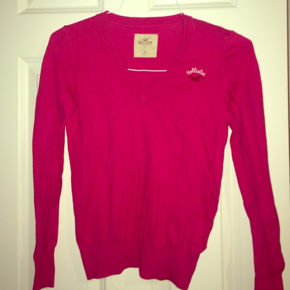 Pink Hollister sweater size XS
