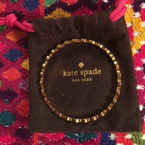 Kate Spade Scalloped Gold Bangle