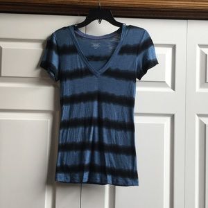 Victoria's Secret V-neck