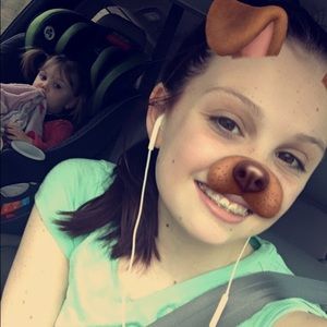 Meet your Posher, Hannah