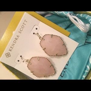 BRAND NEW Kendra Scott Rose Quartz Corley earrings
