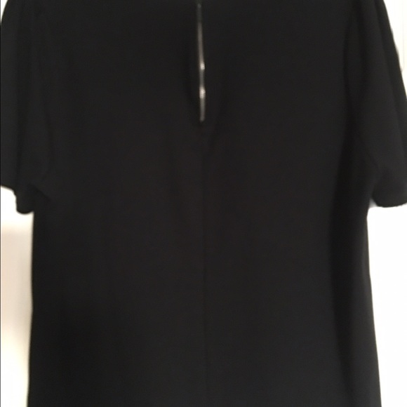 Short sleeve top - Picture 2 of 2