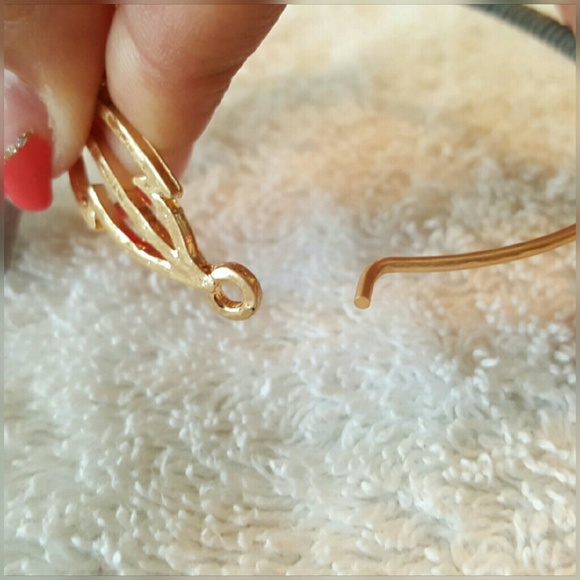 *SOLD* Leaf boho bangle - Picture 2 of 4