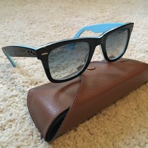 Ray Ban Original Wayfarer Black & Light Blue