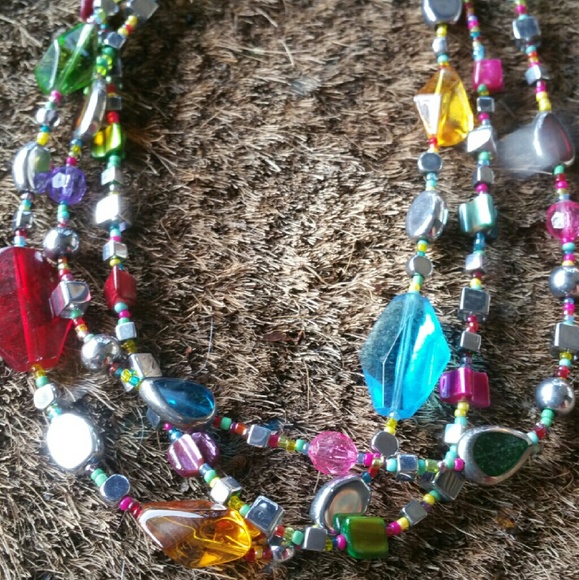 Beautiful multicolor beaded necklace - Picture 4 of 4