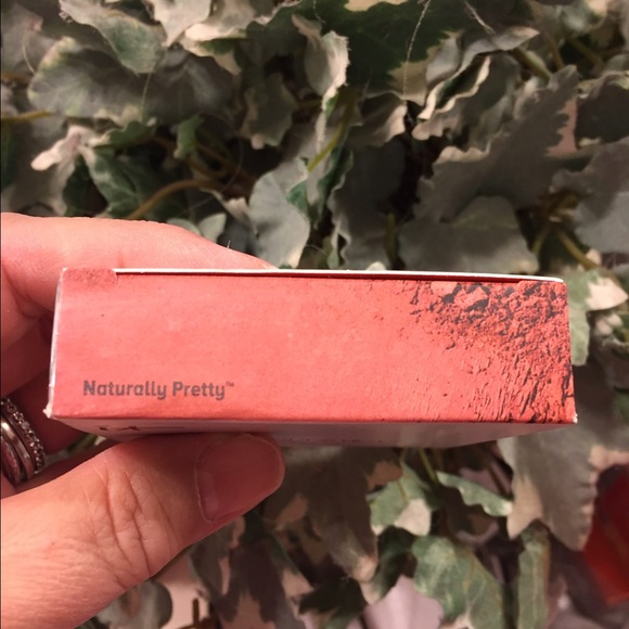 IT Cosmetics Bye Bye Blush