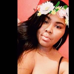 Meet your Posher, Amira