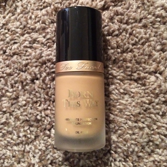 Born this way too faced natural beige