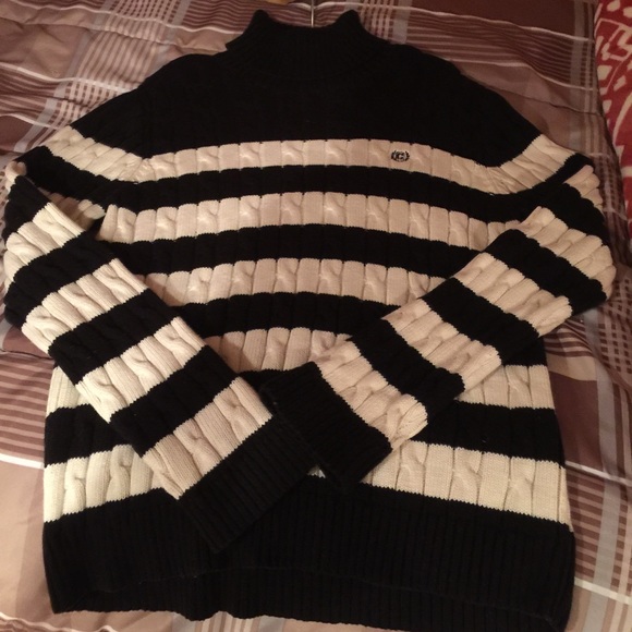 CHAPS Sweater