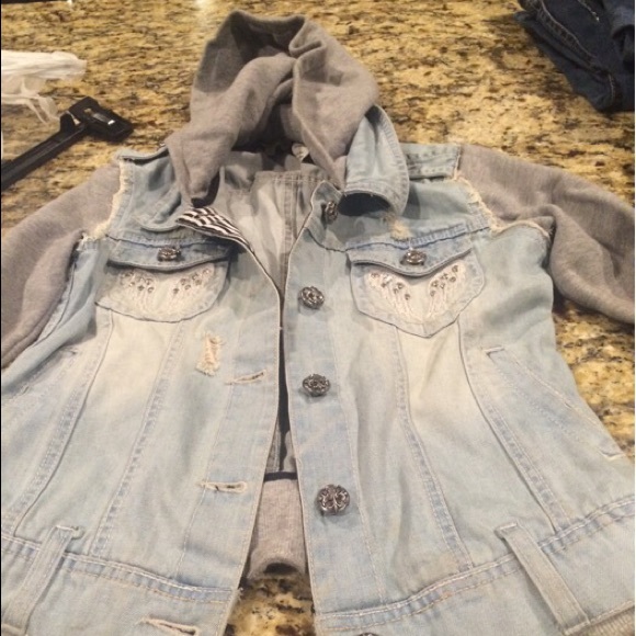 Miss Me Jacket Kids size Medium - Picture 1 of 3