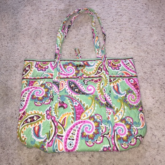 Vera Bradley Vera Tote in Tutti Frutti