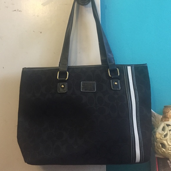 Coach Tote / Shoulder Bag !