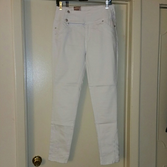 High Rise Skinny Jeans - Picture 3 of 4