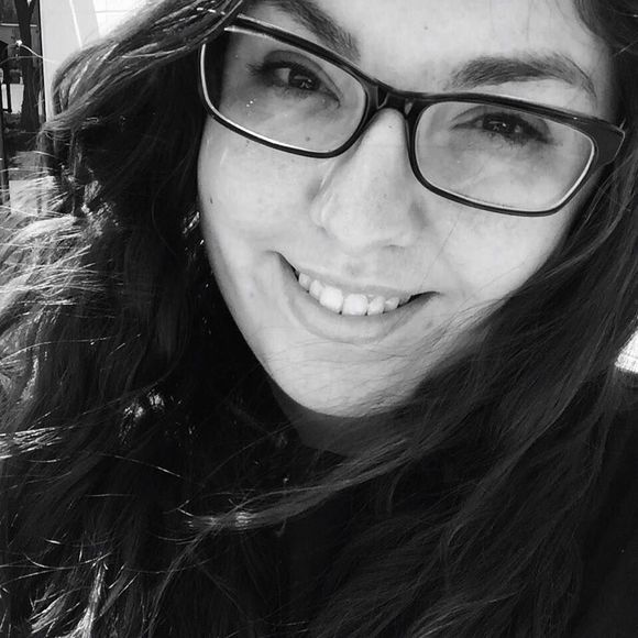 Meet your Posher, Karie - Picture 1 of 1