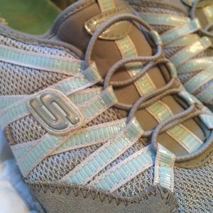 Sketchers slip on tennis shoes baby blue/grey