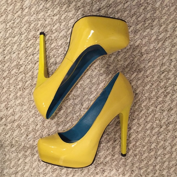 MIA Shoes - FINAL REDUCTION❗️Neon Yellow / Lime Pumps MIA Shoes - FINAL REDUCTION❗️Neon Yellow / Lime Pumps