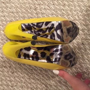 MIA Shoes - FINAL REDUCTION❗️Neon Yellow / Lime Pumps MIA Shoes - FINAL REDUCTION❗️Neon Yellow / Lime Pumps