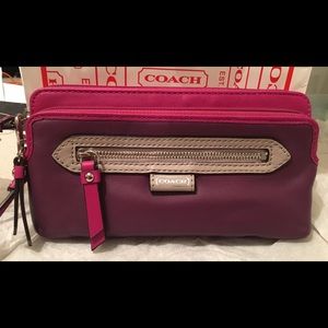 Coach Leather Double Zip Wristlet