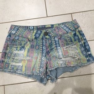 Celebrity link tribal shorts size 1