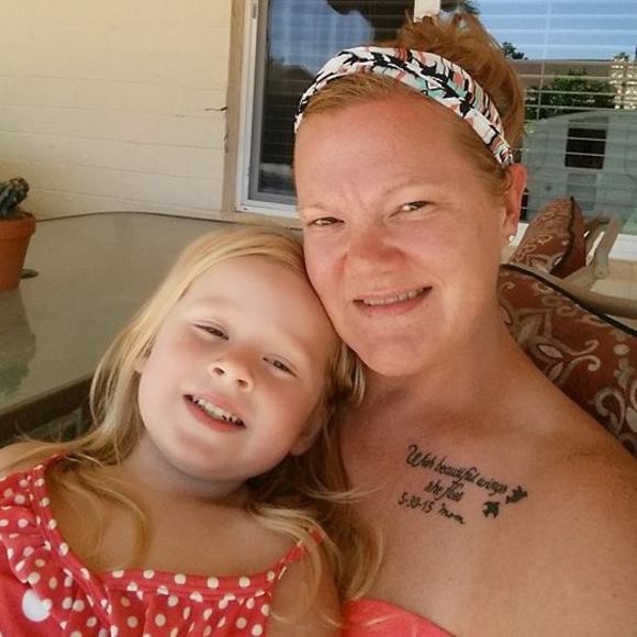 Meet your Posher, Laura - Picture 1 of 1