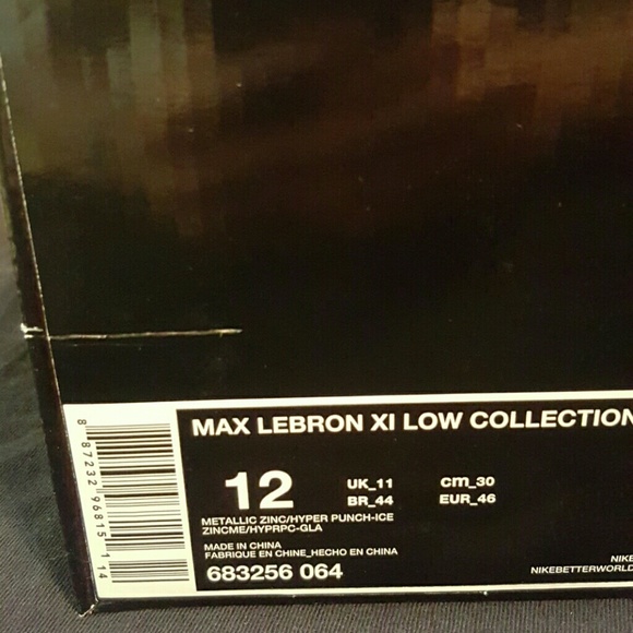 Nike - Picture 2 of 2