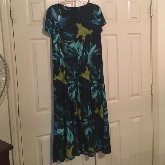 Comfortable/causal dress - Picture 4 of 4