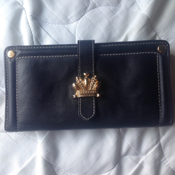 Juicy couture wallet