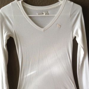 Abercrombie v-neck long sleeve