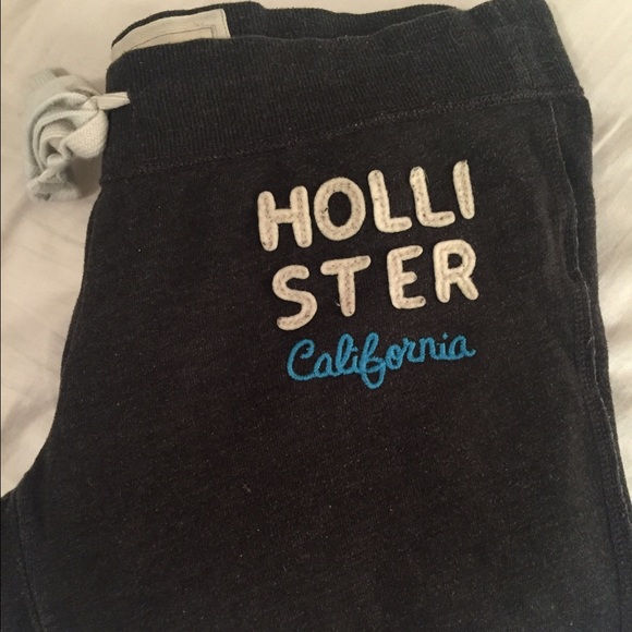 Grey Hollister Sweatpants Size Medium