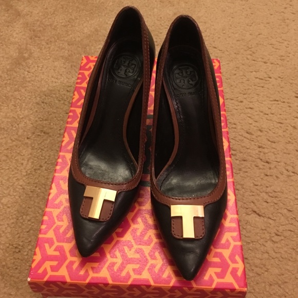 Tory Burch pump
