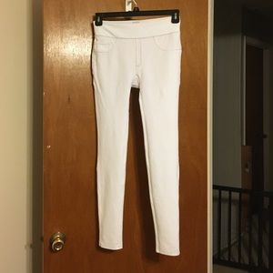 Brand new never worn white jeggings
