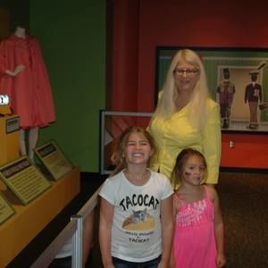 Meet your Posher, Sherrie