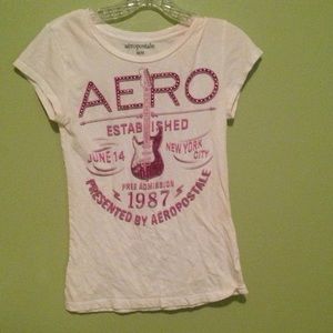 White Aeropostale T-shirt with design