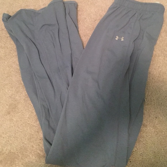 grey underamour sweatpants