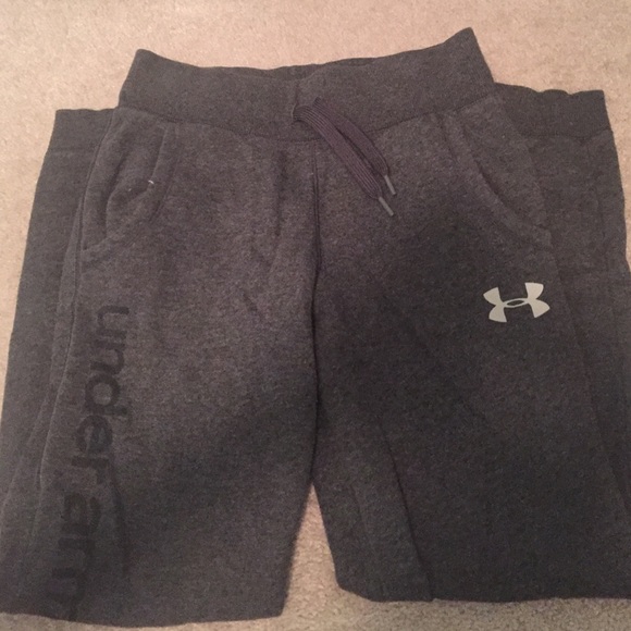 youth large, womens xs