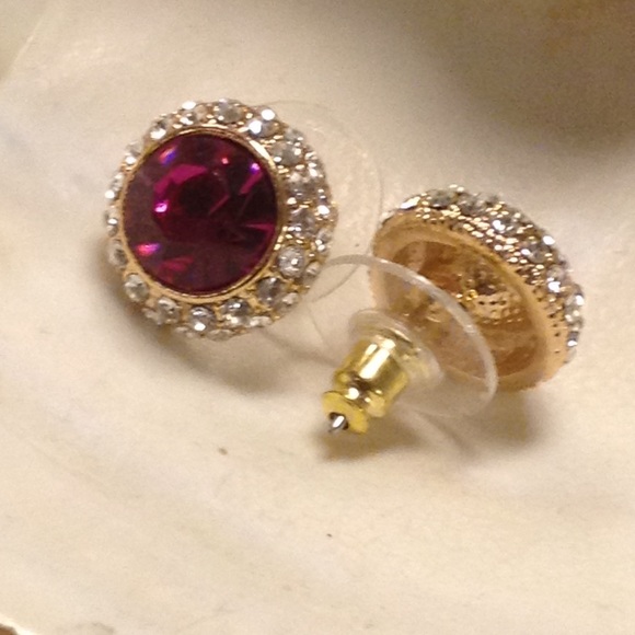 ❌❌SOLD❌❌ Swarovski Crystal 18k Gold Plated - Picture 3 of 4