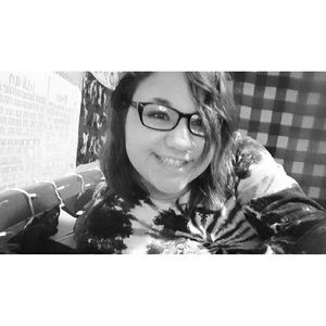 Meet your Posher, Jillian