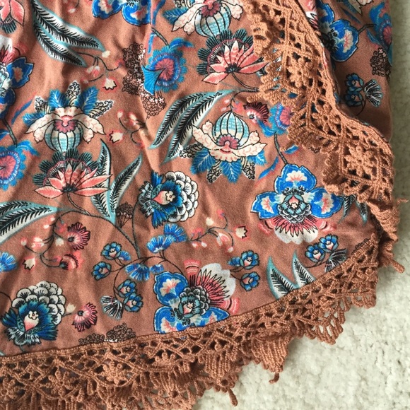 American Rag Flowy Shorts - Picture 2 of 2