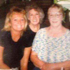 Meet your Posher, Debbie