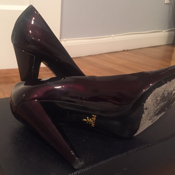 Prada Taffetas Chic - Picture 4 of 4