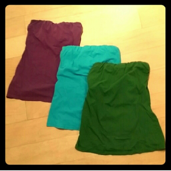 💥Sale💥Bundle of three Rue 21 tube tops