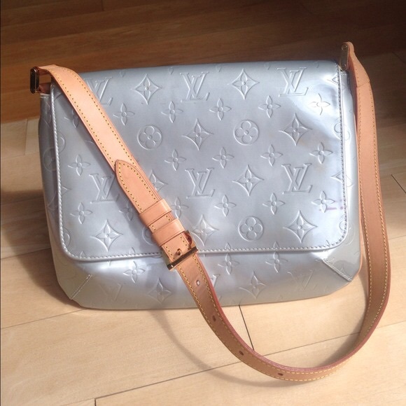 100% Authentic LV Thompson Street bag