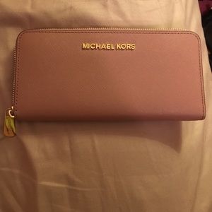 Never been used Michael Kors wallet