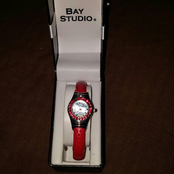 Bay Studio watch