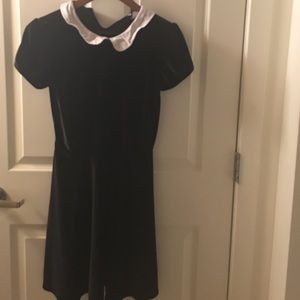 Black Hot Topic velvet dress