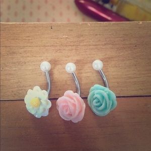 3x belly rings