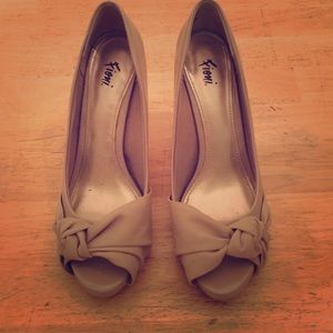 Fioni nude open-toe heals, size 6.5
