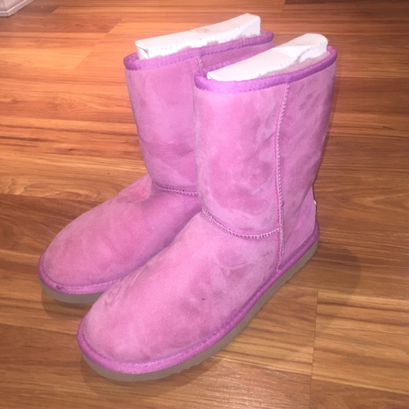 UGG Shoes - Pink Uggs