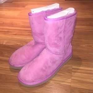 Pink Uggs