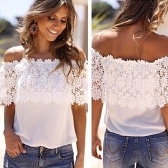 Tops - Off the Shoulders Top🎀